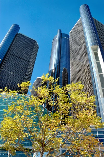 Downtown detroit byggnad — Stockfoto