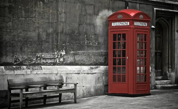 Лондон, телефонная будка — стоковое фото