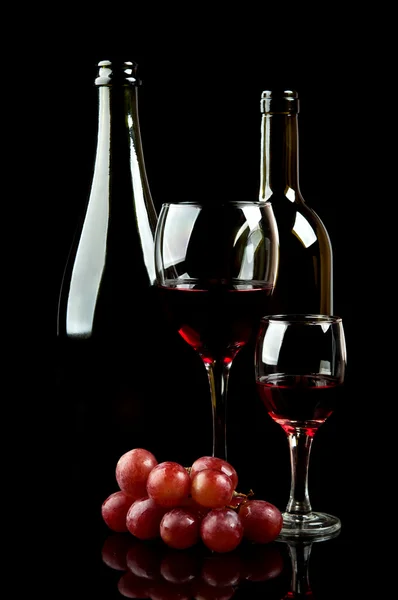 Copa y botella de vino —  Fotos de Stock