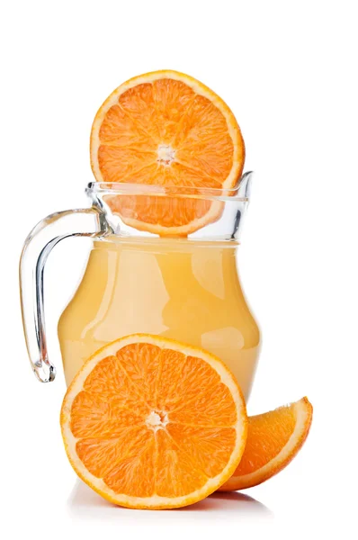 Oranje vers fruit en SAP — Stockfoto