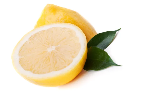 Две половинки лемона — стоковое фото