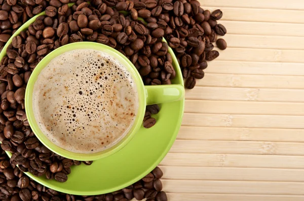 Tazza di cappuccino con caffè — Foto Stock