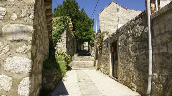 Alley in Cavtat, Croazia — Foto Stock