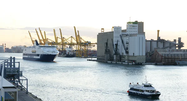 Panoramatické přístavu. — Stock fotografie