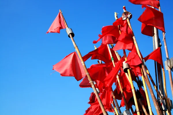 Bandeiras vermelhas — Fotografia de Stock