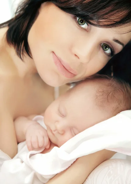 Happy mother with a baby — Stock Photo, Image