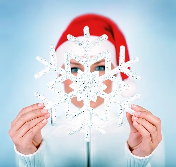 Fiocco di neve in Santa ragazza mani — Foto Stock
