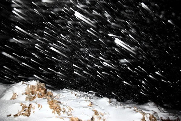 Kväll snöfall — Stockfoto