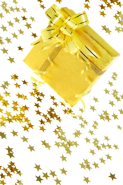 Коробка подарков со звездами — стоковое фото