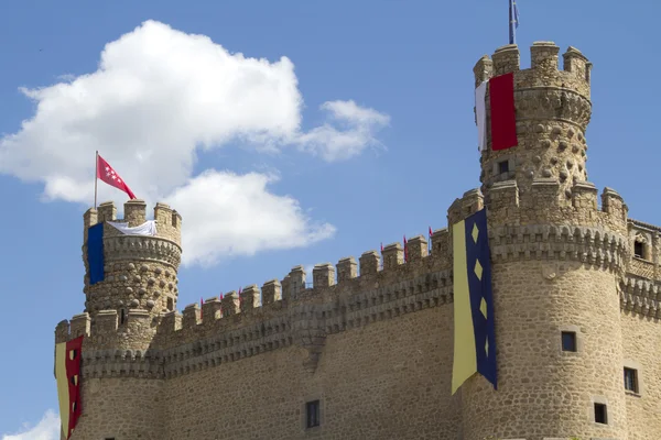 Średniowieczny zamek w real del manzanares, Hiszpania — Zdjęcie stockowe