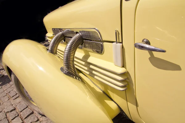 Мадрид 3 липня "партії старий класичний автомобіль" шнур 812 родстер 1937 — стокове фото