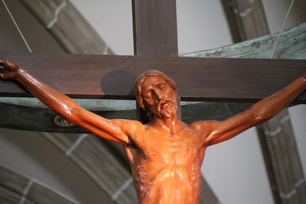 Католическая церковь Иисуса Христа на кресте — стоковое фото