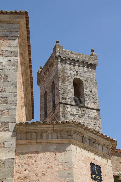 Kyrkan av alcala de henares, Spanien — Stockfoto