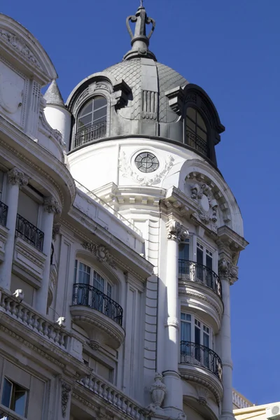 Исторические здания Мадрида, Испания — стоковое фото