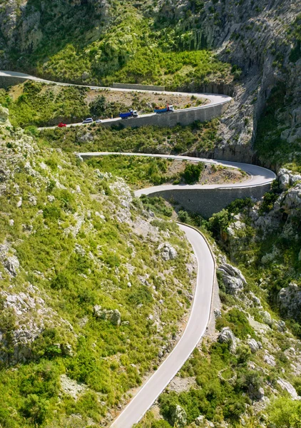 Winding road in mountain near Sacalobra in Mallorca — Stock Photo, Image