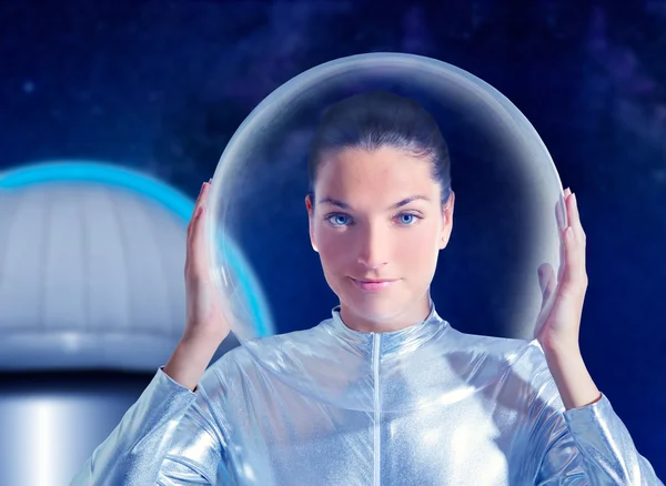Astronautin schöne zukünftige Frau im Observatorium — Stockfoto
