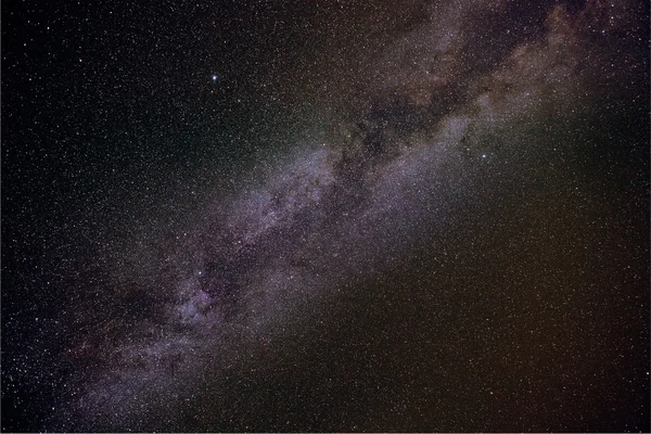 Vintergatans stjärnor i sommarnatt — Stockfoto