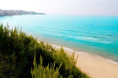 Long beach platja larga salou tarragona içinde