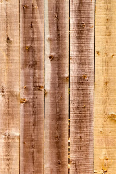 Braune Holzstreifen verwitterte Textur — Stockfoto