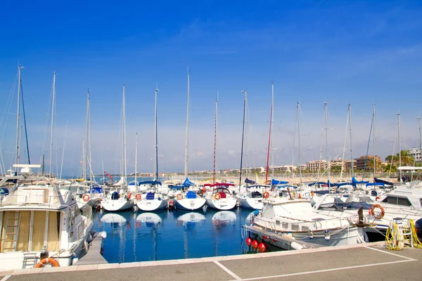 Blauer Yachthafen in Salou Tarragona — Stockfoto
