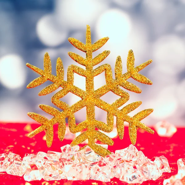 Χριστούγεννα χρυσή νιφάδα χιονιού παγάκια — Φωτογραφία Αρχείου