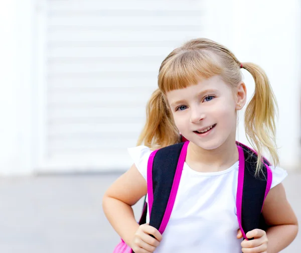 Children little girl going to school with bag — Stock Photo, Image