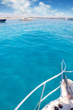 tekne yay illetes formentera Ibiza Adası