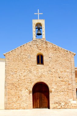 Sant ferran kilise ve çan kulesi formentera içinde