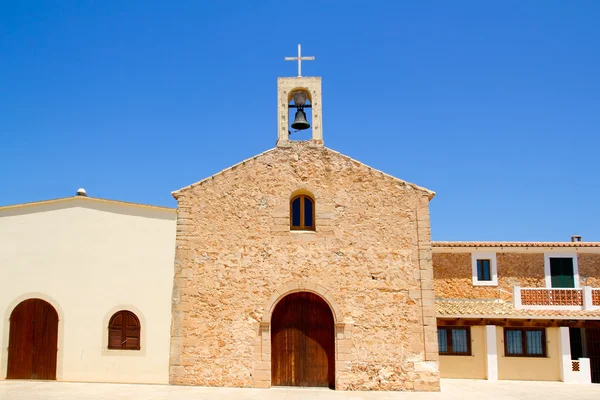 Sant ferran Kościół i dzwonnica w formentera — Zdjęcie stockowe
