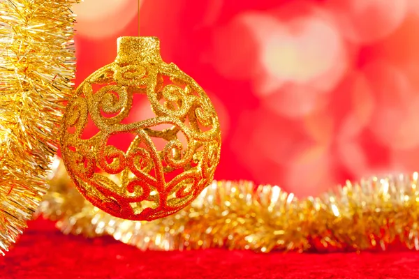 Csecsebecse karácsonyi kártya arany és talmi — Stock Fotó