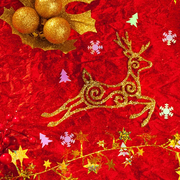 Різдвяна листівка золотисто-червоний фон — стокове фото