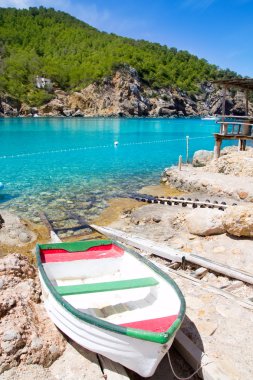 Ibiza port de benirras turkuaz renkli plaj