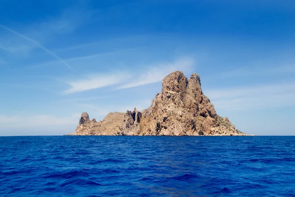 Ibiza es vedra ö i Medelhavet blå — Stockfoto