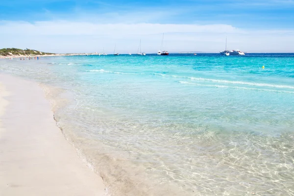 Ібіца Ses Салін бірюзовими пляжу — стокове фото