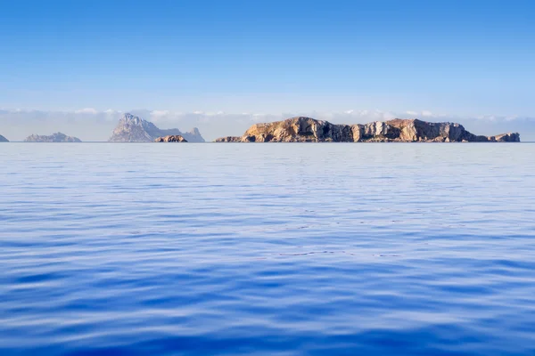 Ibiza Isla de Esparto desde una vista en barco — Foto de Stock