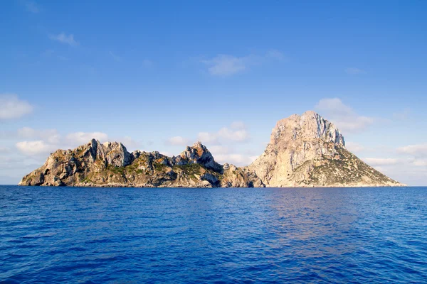 Es vedra wysepka i vedranell Wyspy błękitne morze — Zdjęcie stockowe