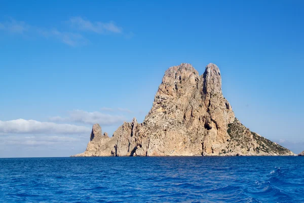 Es Vedra islet island in blue Mediterranean — Stock Photo, Image