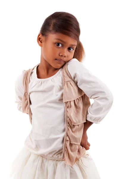 Ładny mały Afryki Azji dziewczyna na białym tle — Zdjęcie stockowe