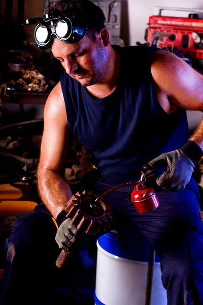 Mechanic male — Stock Photo, Image