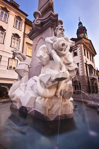 Lublaně radnice fontána — Stock fotografie