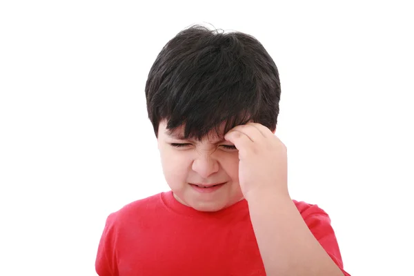 Um menino com uma dor de cabeça; isolado no fundo branco — Fotografia de Stock