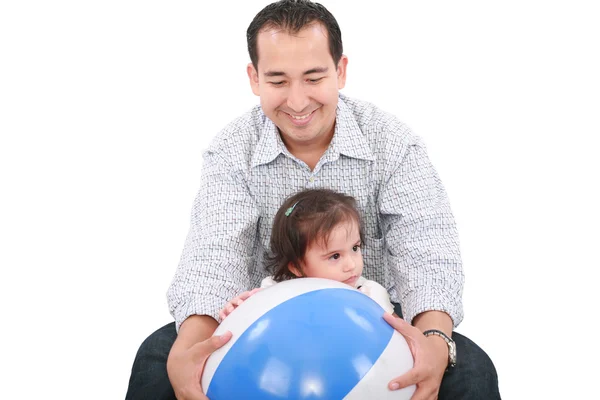 Carino papà con sua figlia a giocare su un bianco — Foto Stock