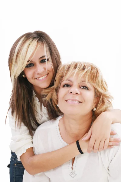 Latin anne ve kızı beyaz bir arka plan üzerinde izole — Stok fotoğraf