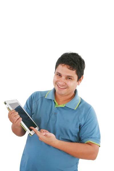 Homem com um computador tablet contra um fundo branco — Fotografia de Stock