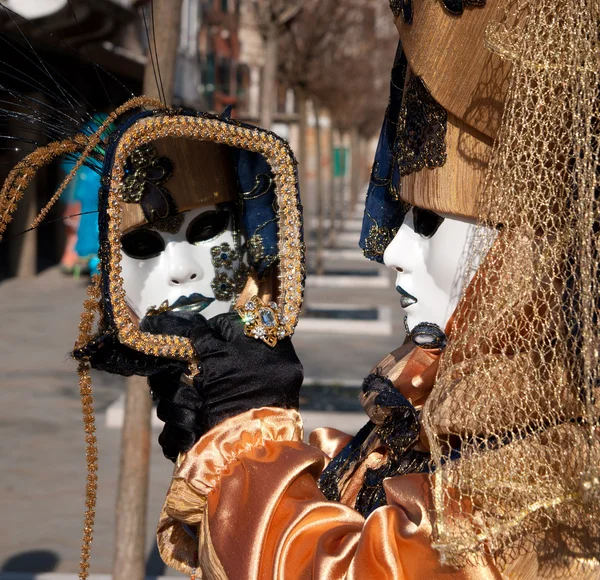 Geleneksel Venedik Karnavalı maskesi — Stok fotoğraf