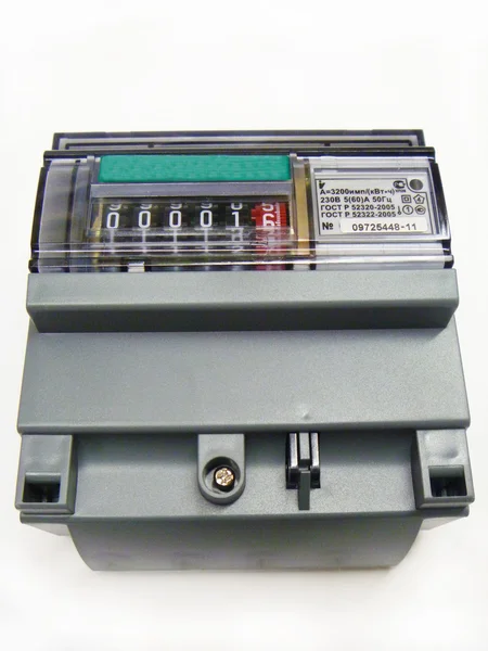 Електричний лічильник на білому тлі — стокове фото