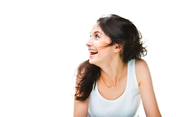 Riendo joven mujer en blanco — Foto de Stock