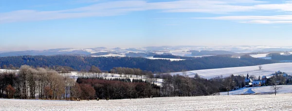 Panorama van erzgebirge in de winter — Stockfoto