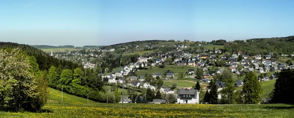 Село в на Erzgebirge Ліцензійні Стокові Зображення