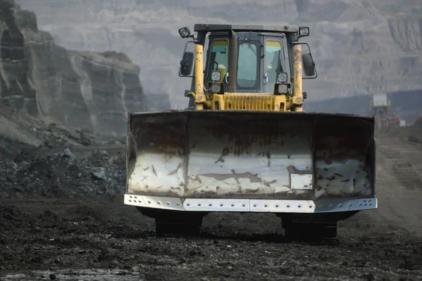 Bulldozer in coal mine — Stock Photo, Image